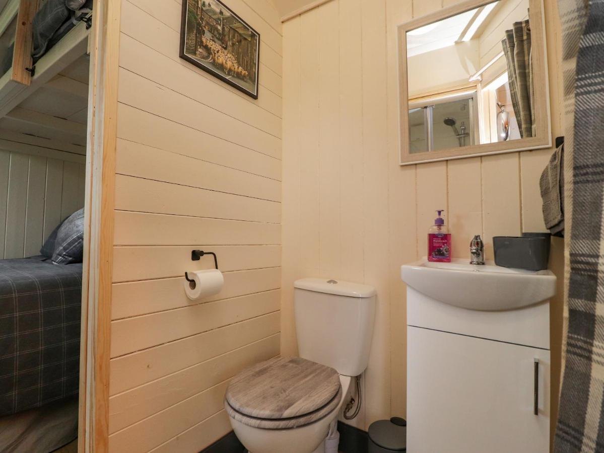 Hillcrest Shepherds Hut Preston  Dış mekan fotoğraf
